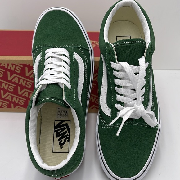 Vans WMNS Old Skool Vr3 Color Theory Greener Past
VN0005UF6QU
Sneakersrs - Picture 12 of 16